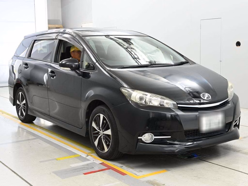 TOYOTA WISH