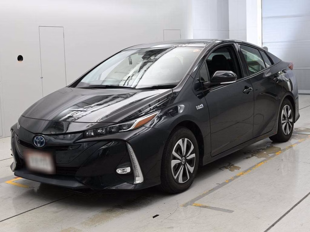 TOYOTA PRIUS PHV