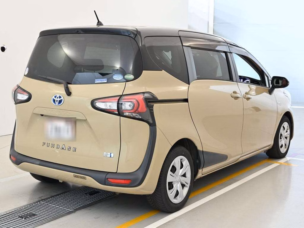 TOYOTA SIENTA