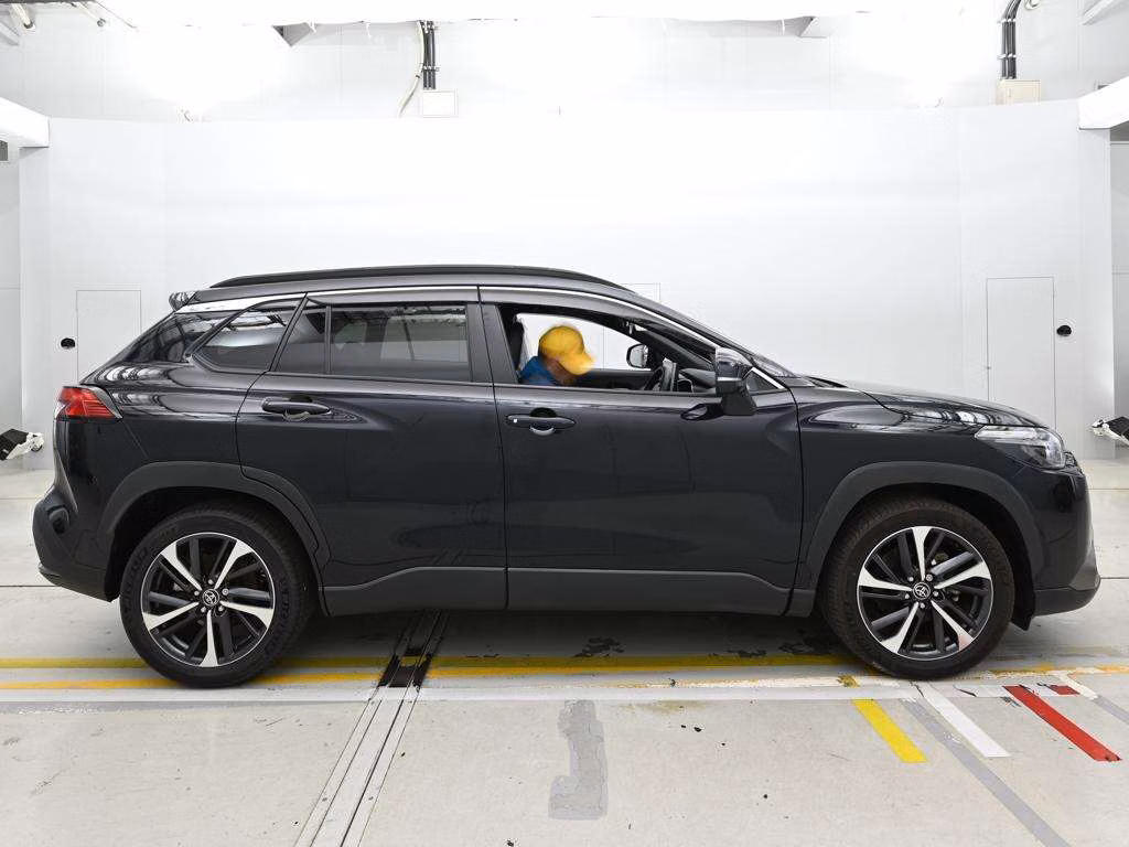 TOYOTA COROLLA CROSS