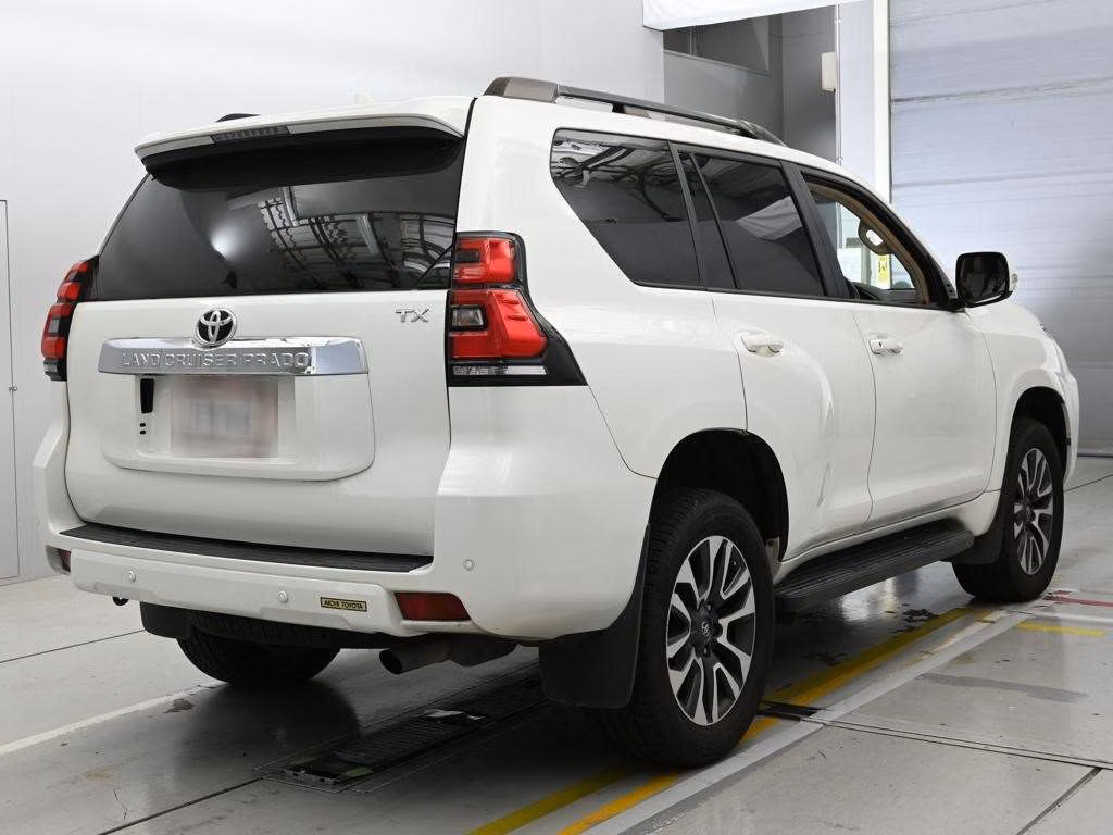 TOYOTA LAND CRUISER PRADO