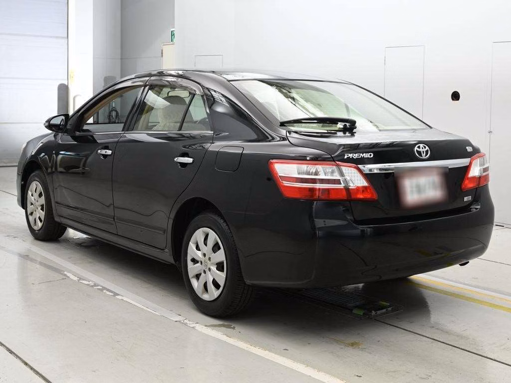 TOYOTA PREMIO