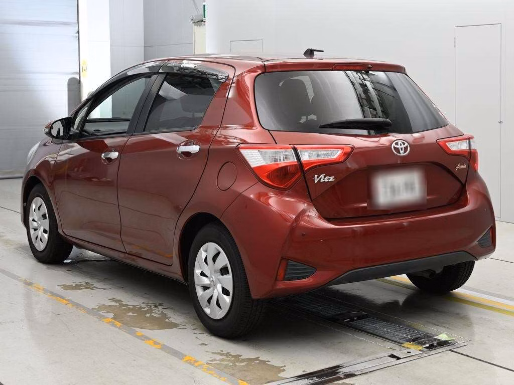 TOYOTA VITZ