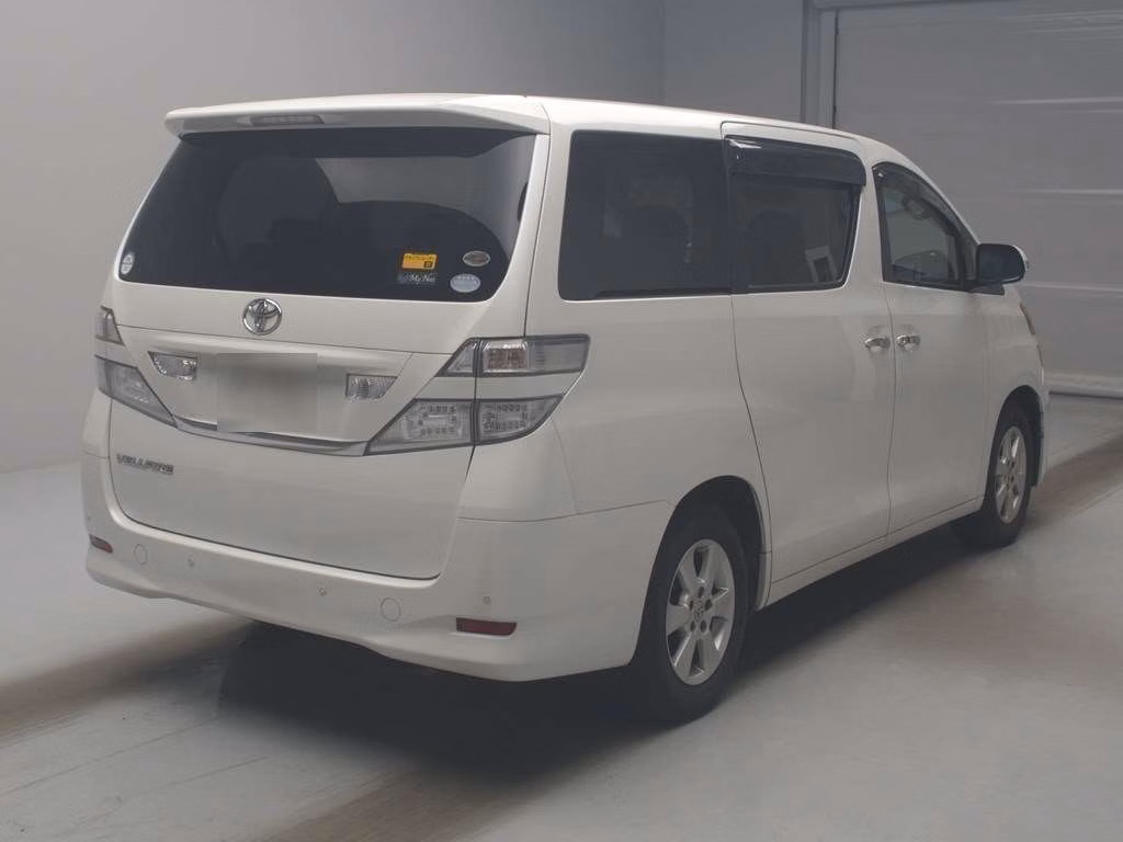 TOYOTA VELLFIRE