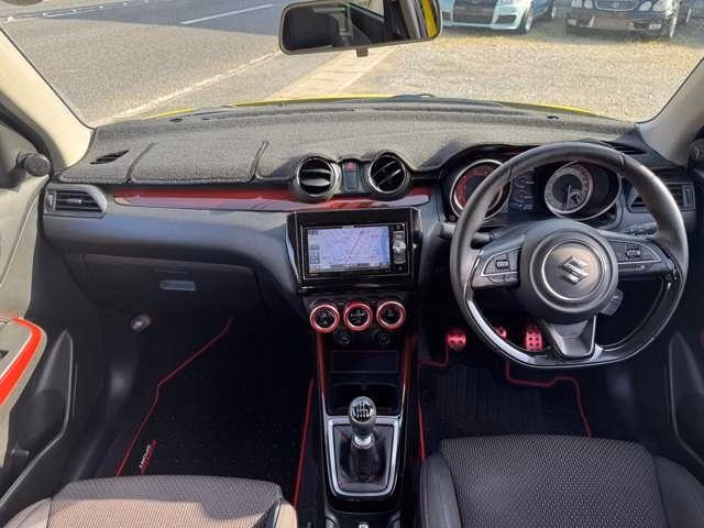 SUZUKI SWIFT