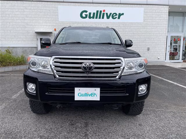 TOYOTA LAND CRUISER