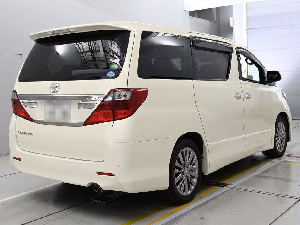 TOYOTA ALPHARD