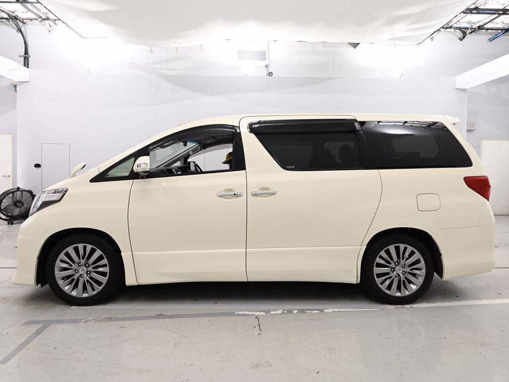TOYOTA ALPHARD