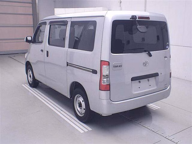 TOYOTA TOWN ACE