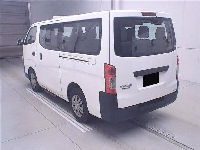 NISSAN NV350 CARAVAN