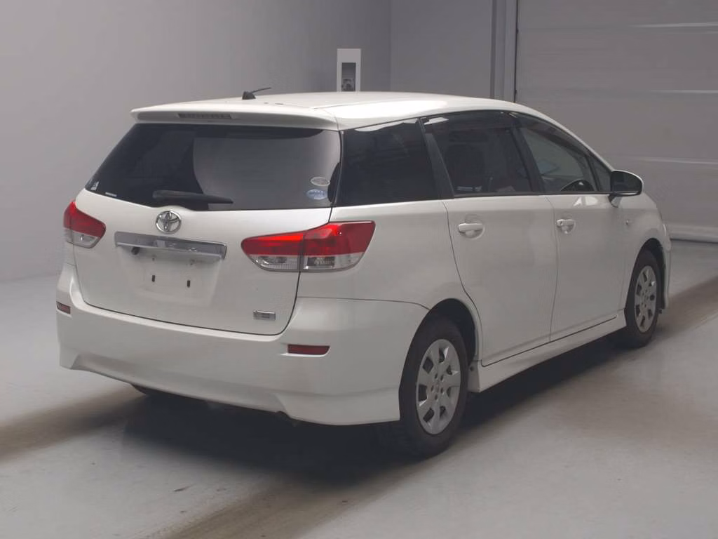 TOYOTA WISH