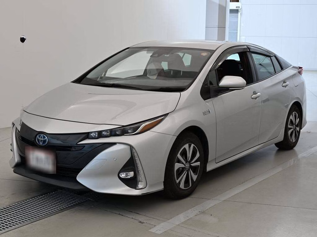 TOYOTA PRIUS PHV