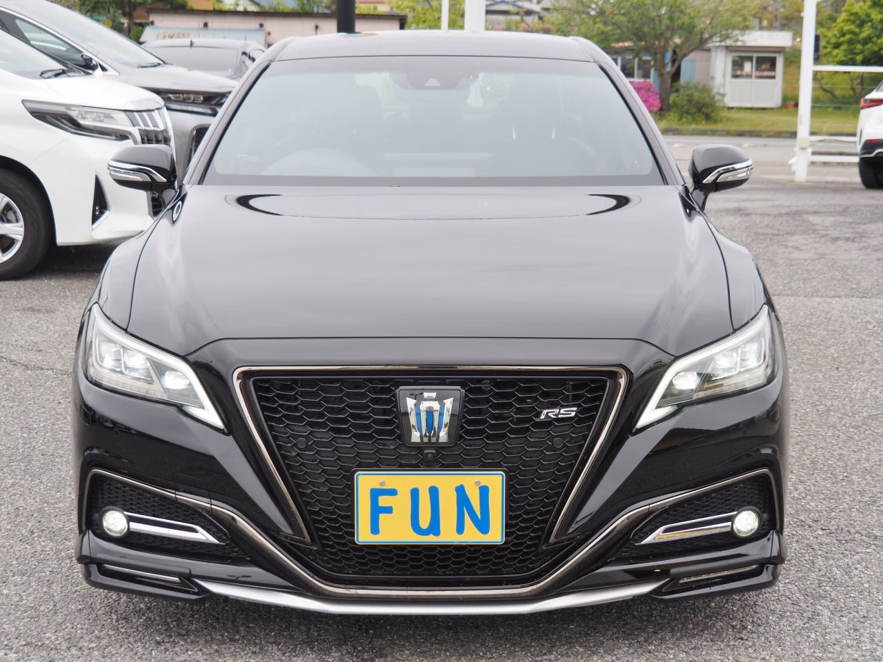 TOYOTA CROWN