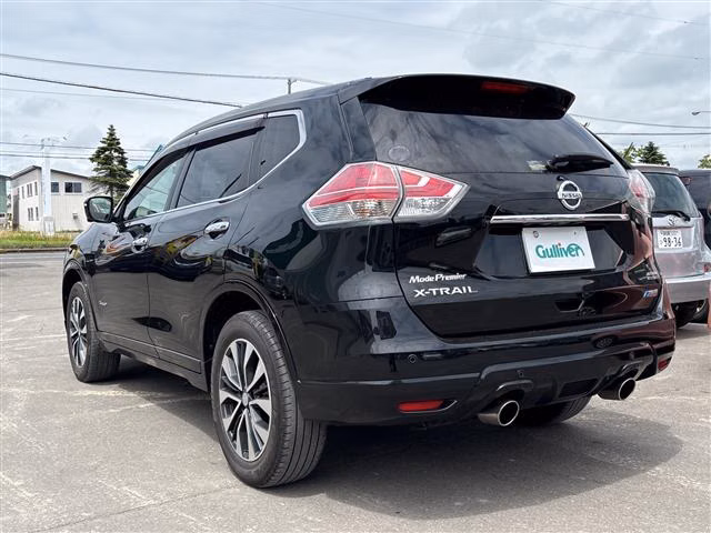 NISSAN X-TRAIL