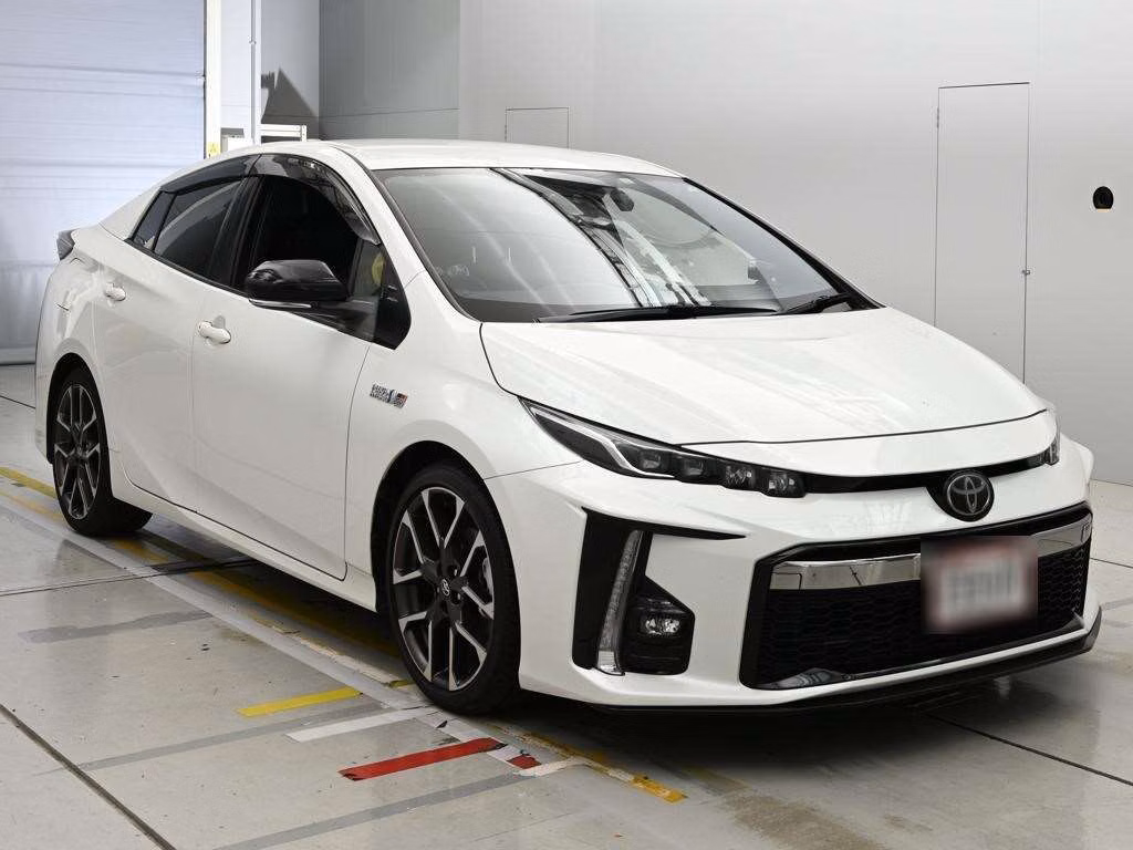 TOYOTA PRIUS PHV