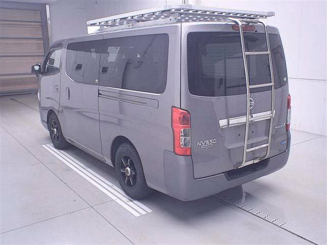 NISSAN NV350 CARAVAN