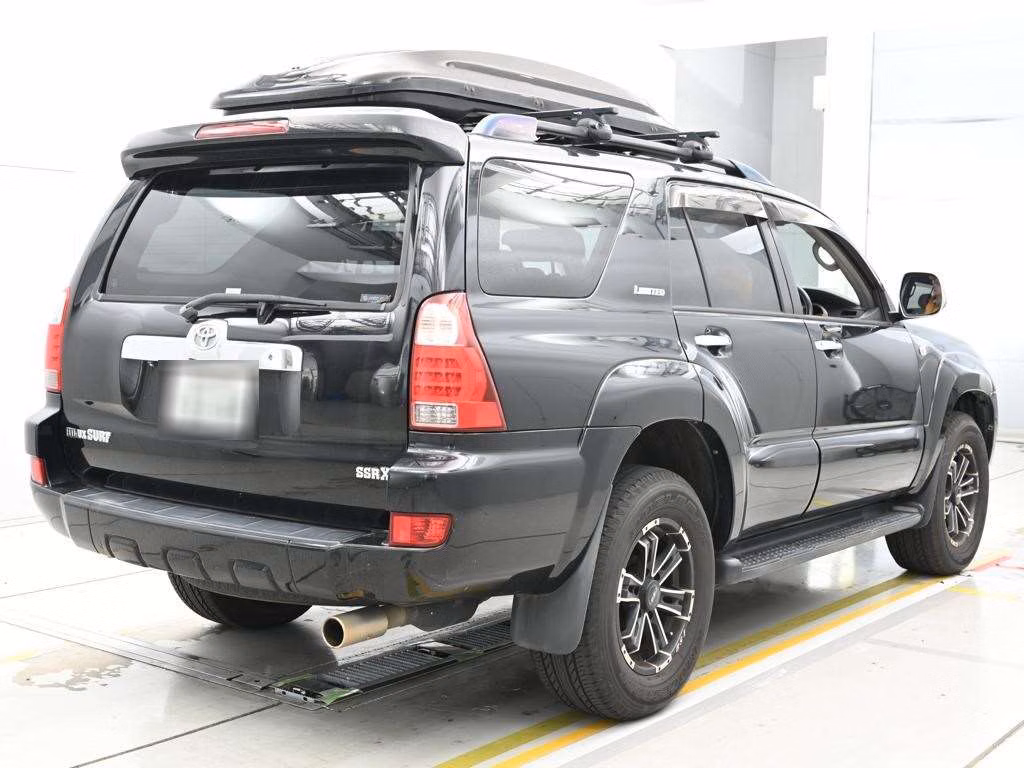 TOYOTA HILUX SURF