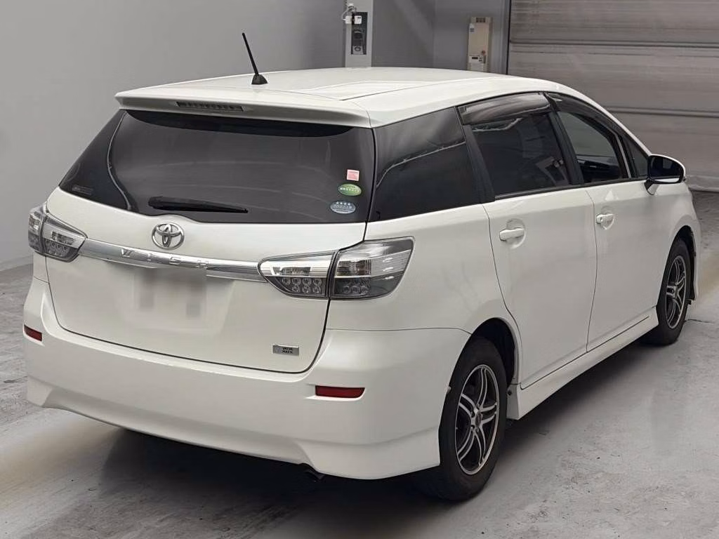 TOYOTA WISH