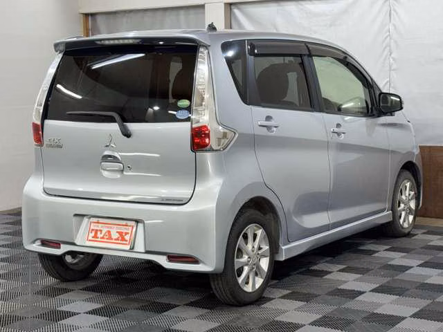 MITSUBISHI EK CUSTOM