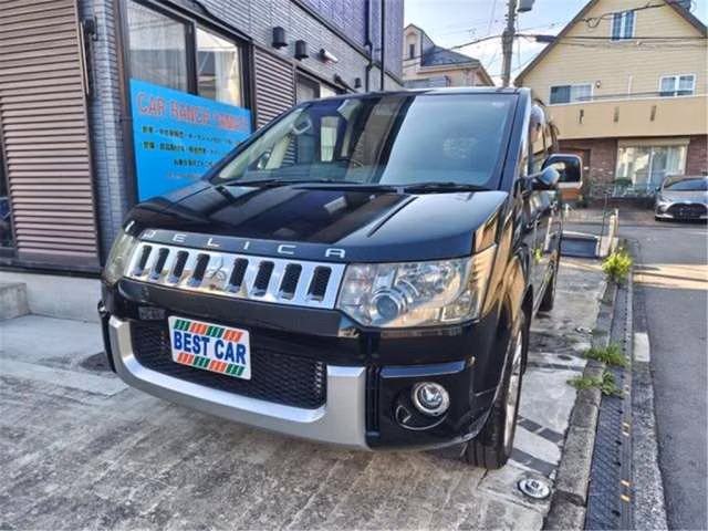 MITSUBISHI DELICA D:5