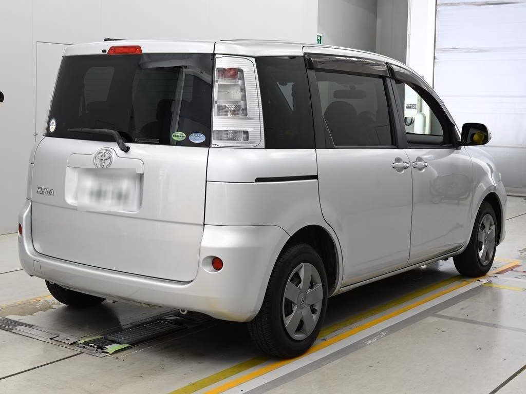 TOYOTA SIENTA