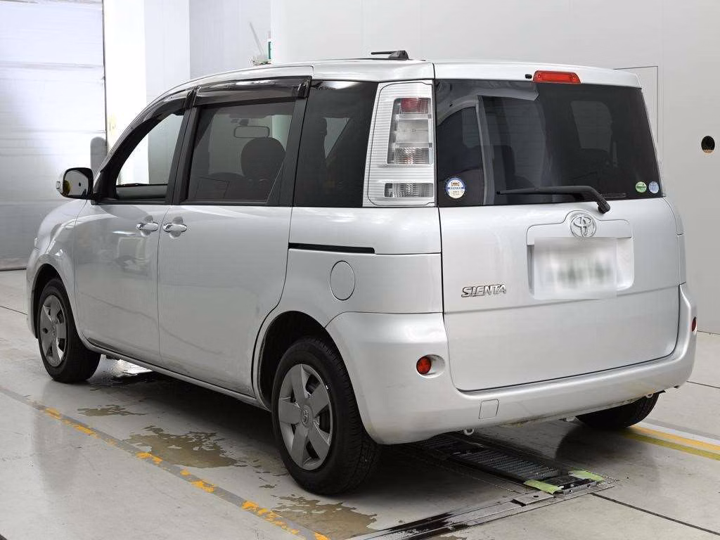 TOYOTA SIENTA