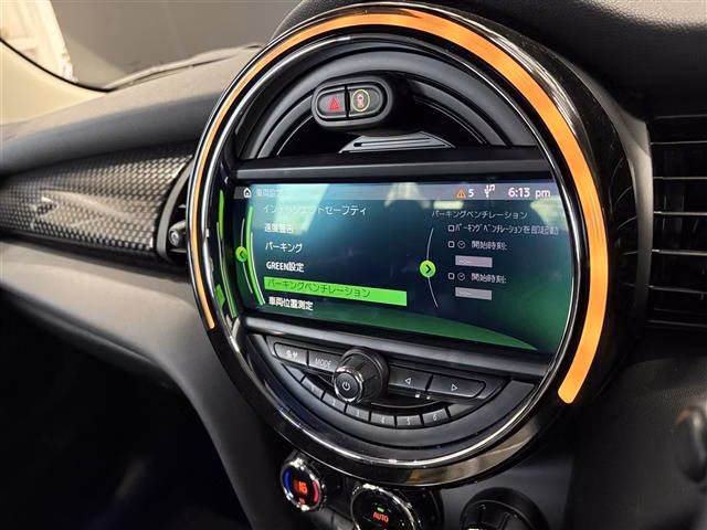 MINI HATCH