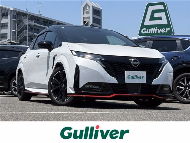 NISSAN AURA