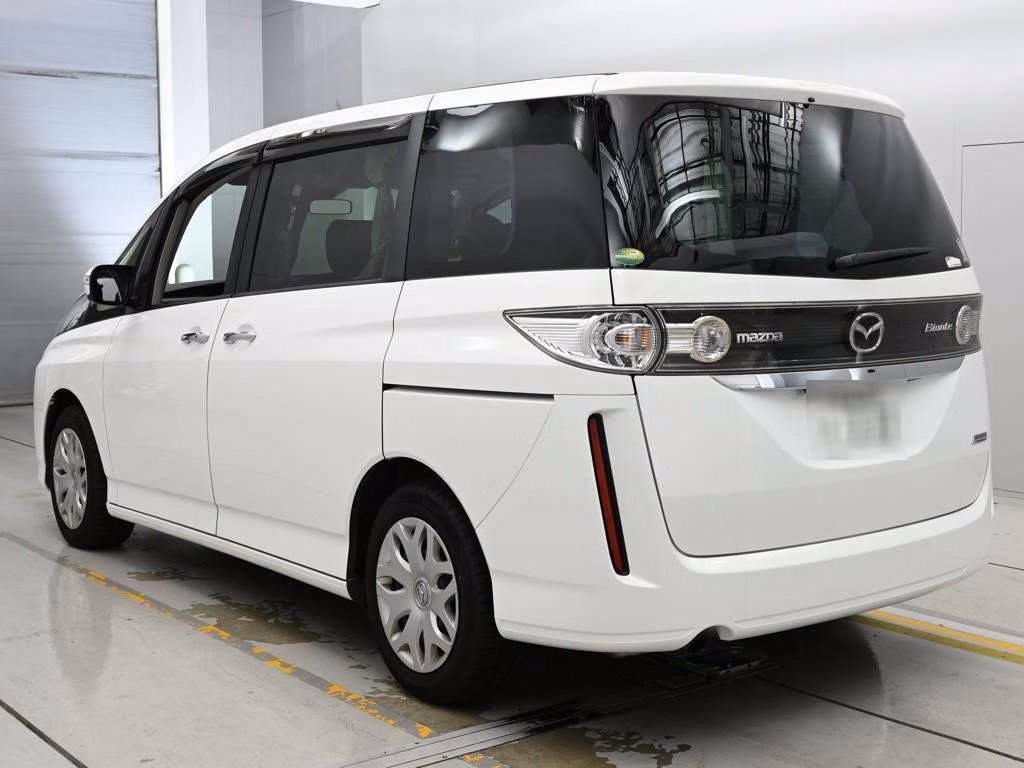 MAZDA BIANTE