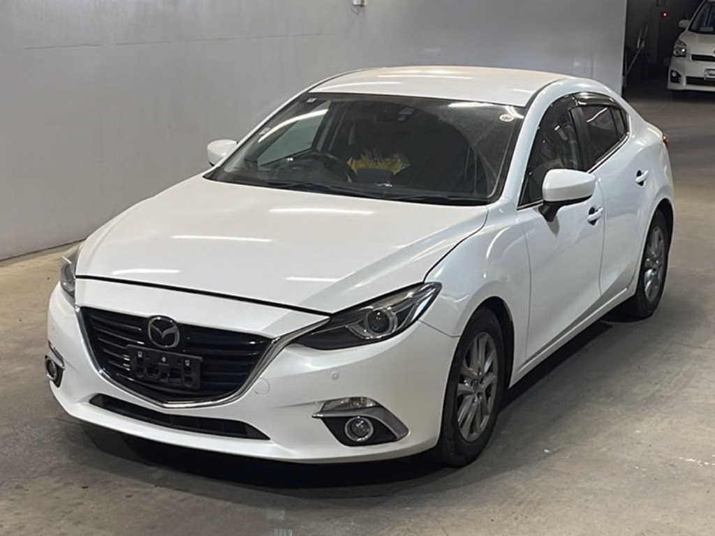 MAZDA AXELA