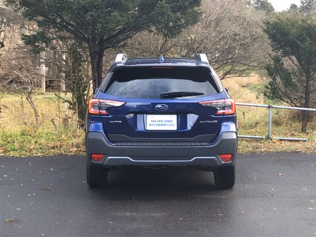 SUBARU OUTBACK