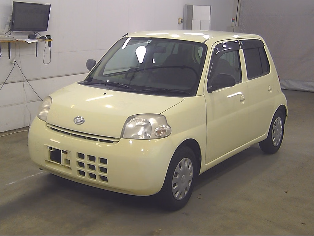 DAIHATSU ESSE