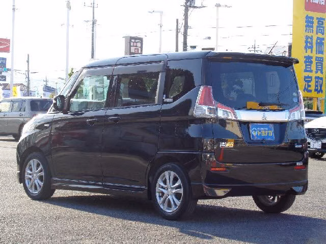 MITSUBISHI DELICA D:2