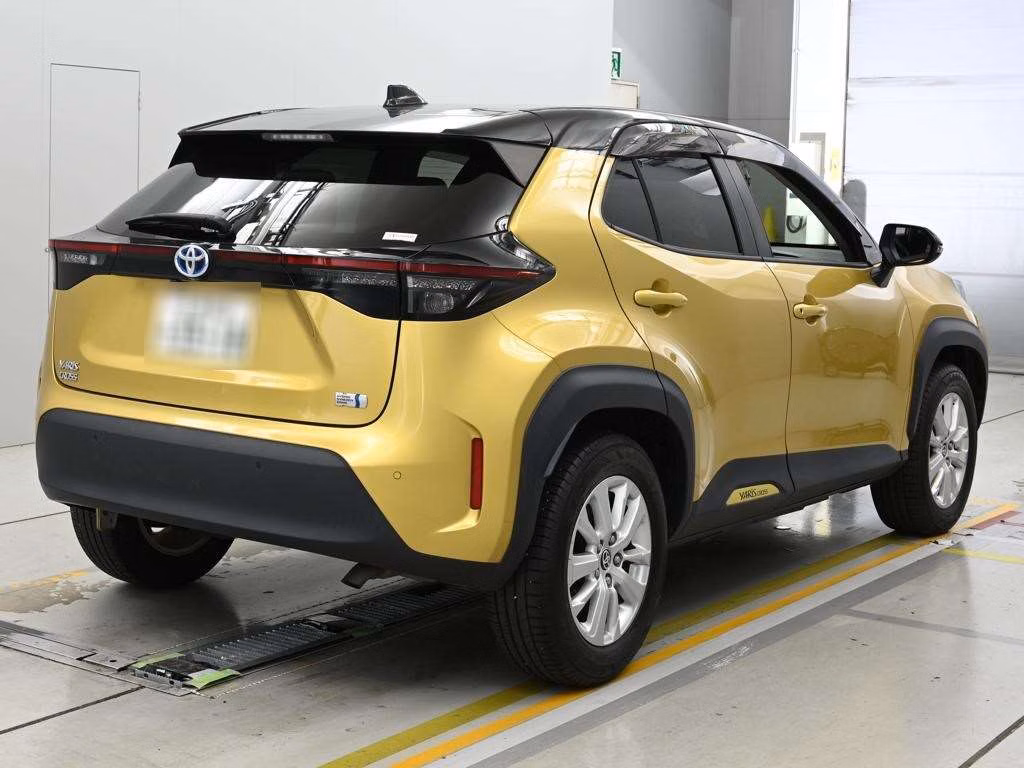 TOYOTA YARIS CROSS