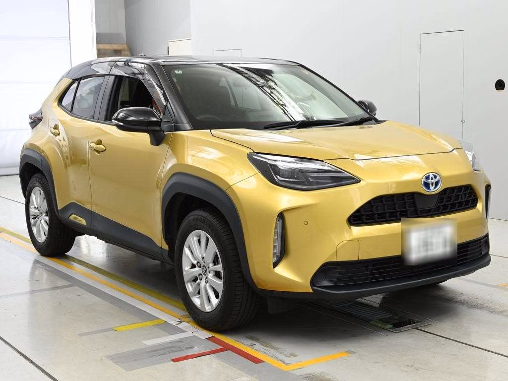 TOYOTA YARIS CROSS