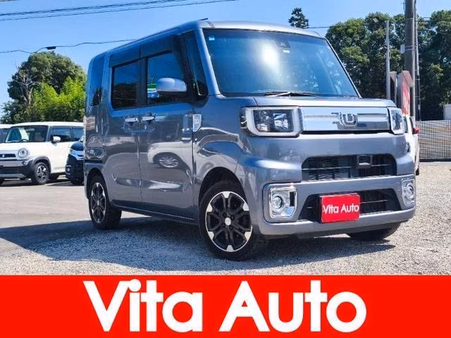 DAIHATSU WAKE