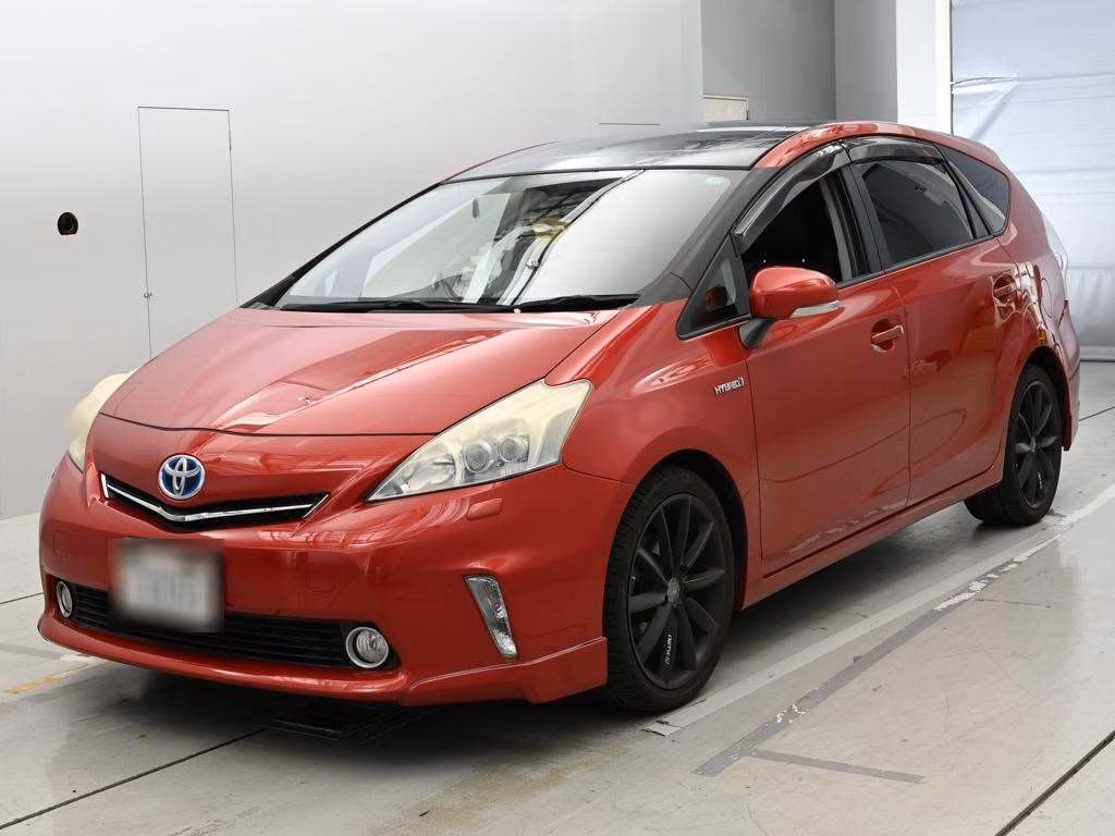 TOYOTA PRIUS ALPHA