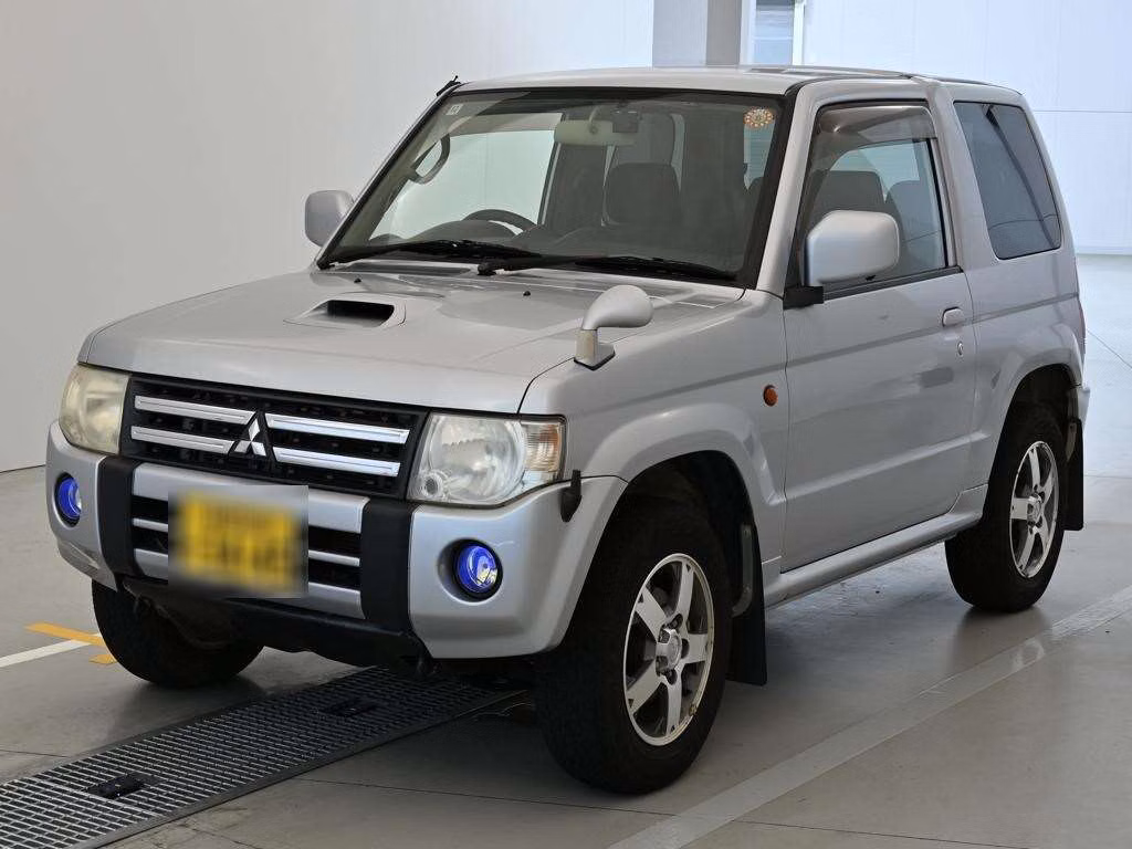 MITSUBISHI PAJERO MINI