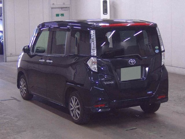 TOYOTA TANK