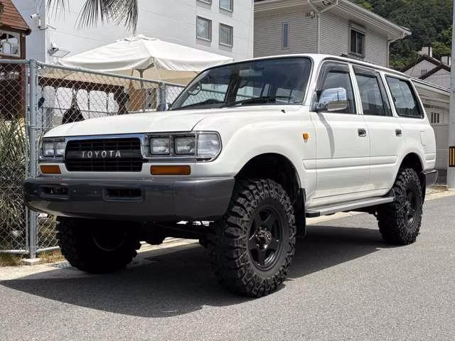 TOYOTA LAND CRUISER