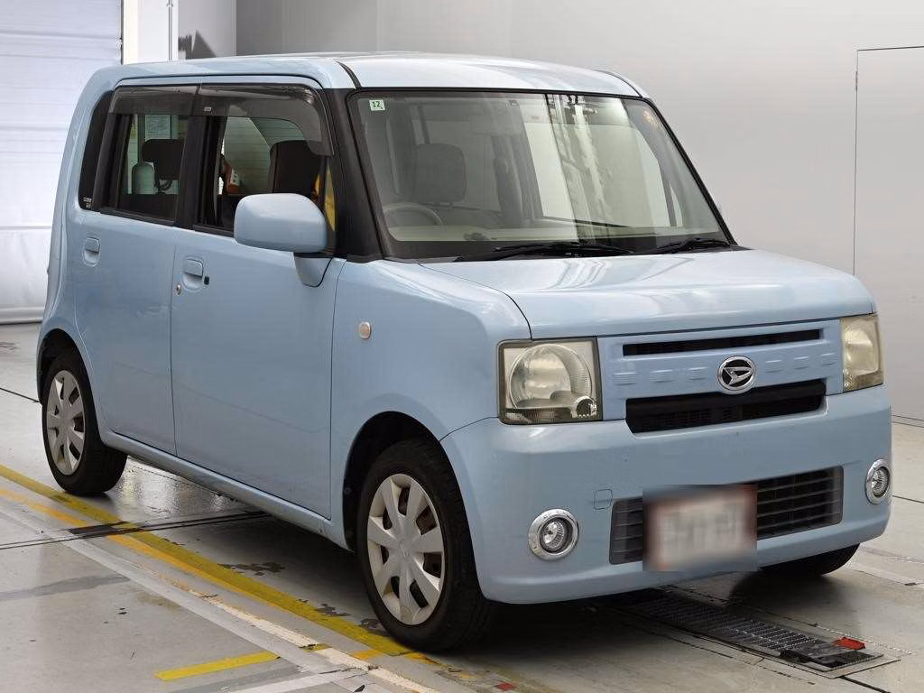 DAIHATSU MOVE CONTE