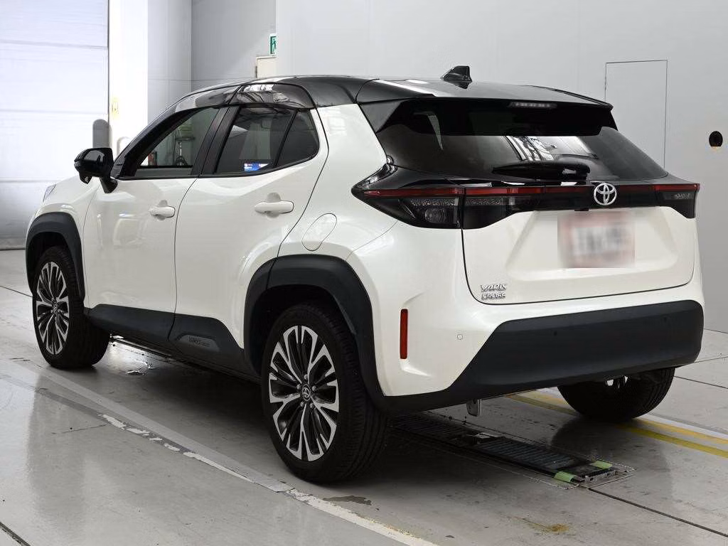 TOYOTA YARIS CROSS