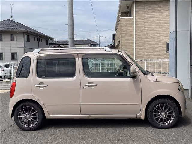 DAIHATSU MIRA COCOA