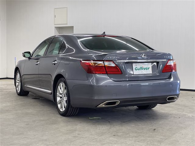 LEXUS LS460
