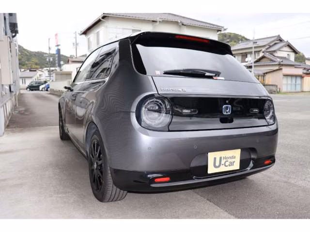 HONDA E