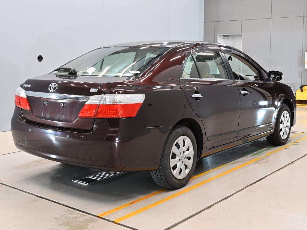 TOYOTA PREMIO