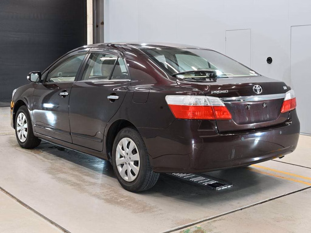 TOYOTA PREMIO