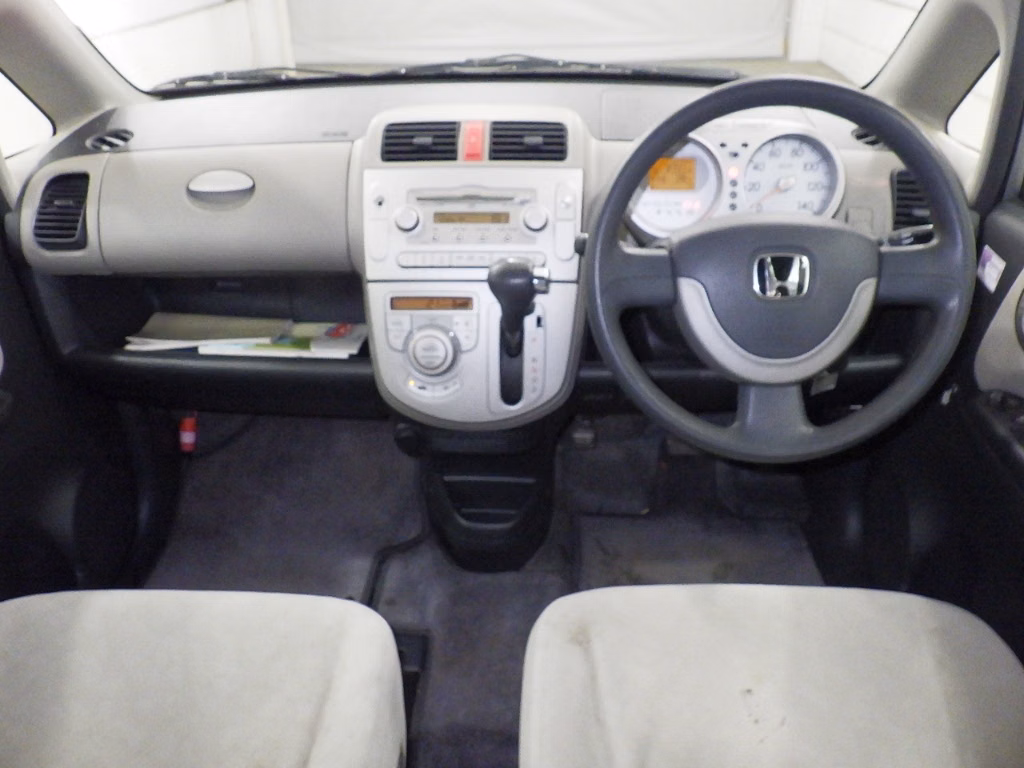 HONDA LIFE