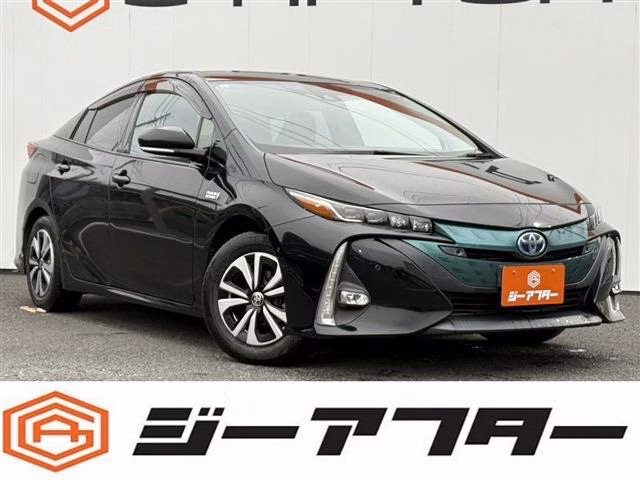 TOYOTA PRIUS PHV