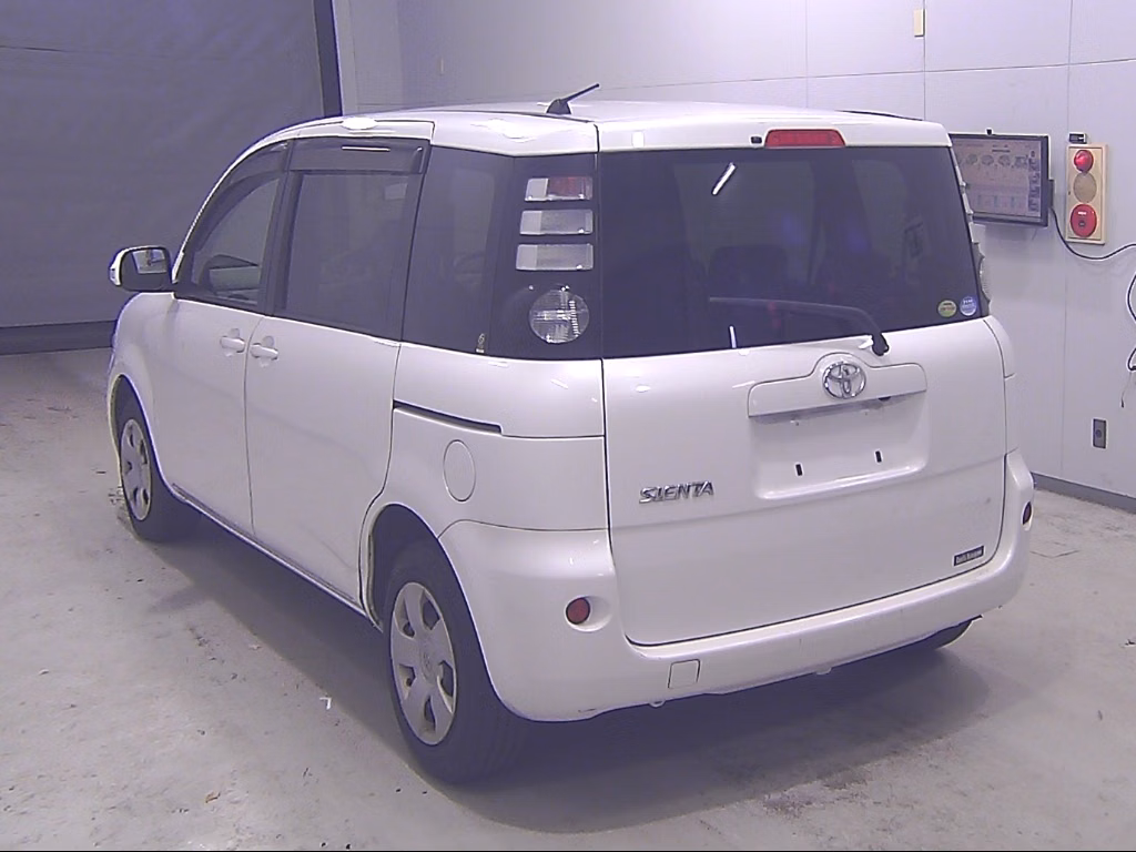 TOYOTA SIENTA